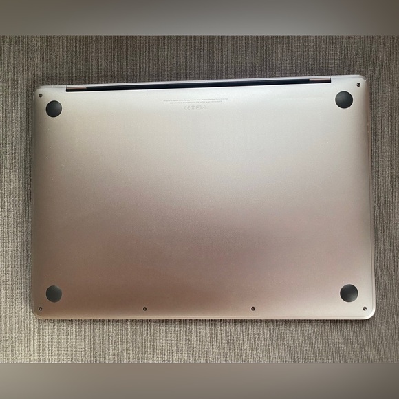 Macbook Pro 13” - Picture 6 of 7